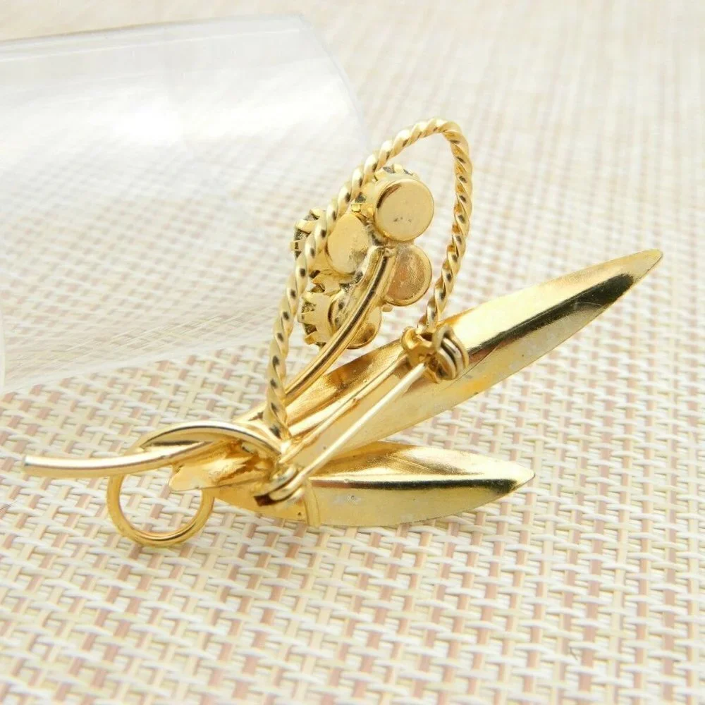 Yellow Rhinestone Flower Gold Tone Pin Brooch